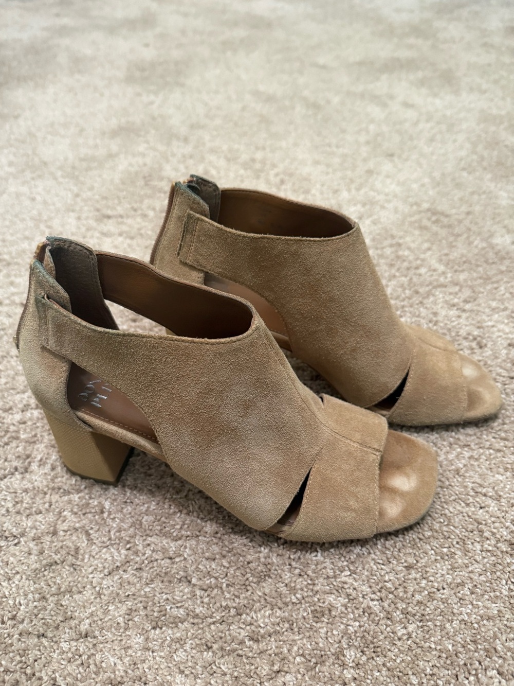 Donald Pliner Suede Cutout Block Heel Sandal - Tan